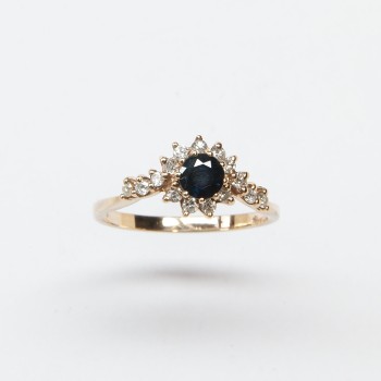 9ct Gold Sapphire/Diamond Ring